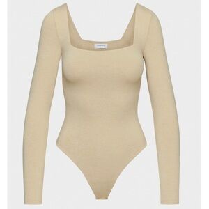 Sz M Aritzia BABATON Contour Square Neck Longsleeve Bodysuit in Oat